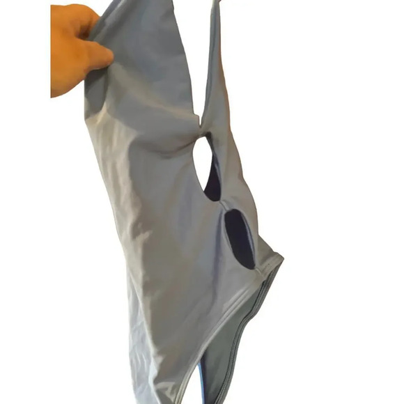 Aerie Cheekiest One Piece deep scoop swimsuit with cutouts on side XL baby blue - Picture 2 of 5